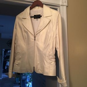 White Leather Jacket (Wears Like a Size 6)